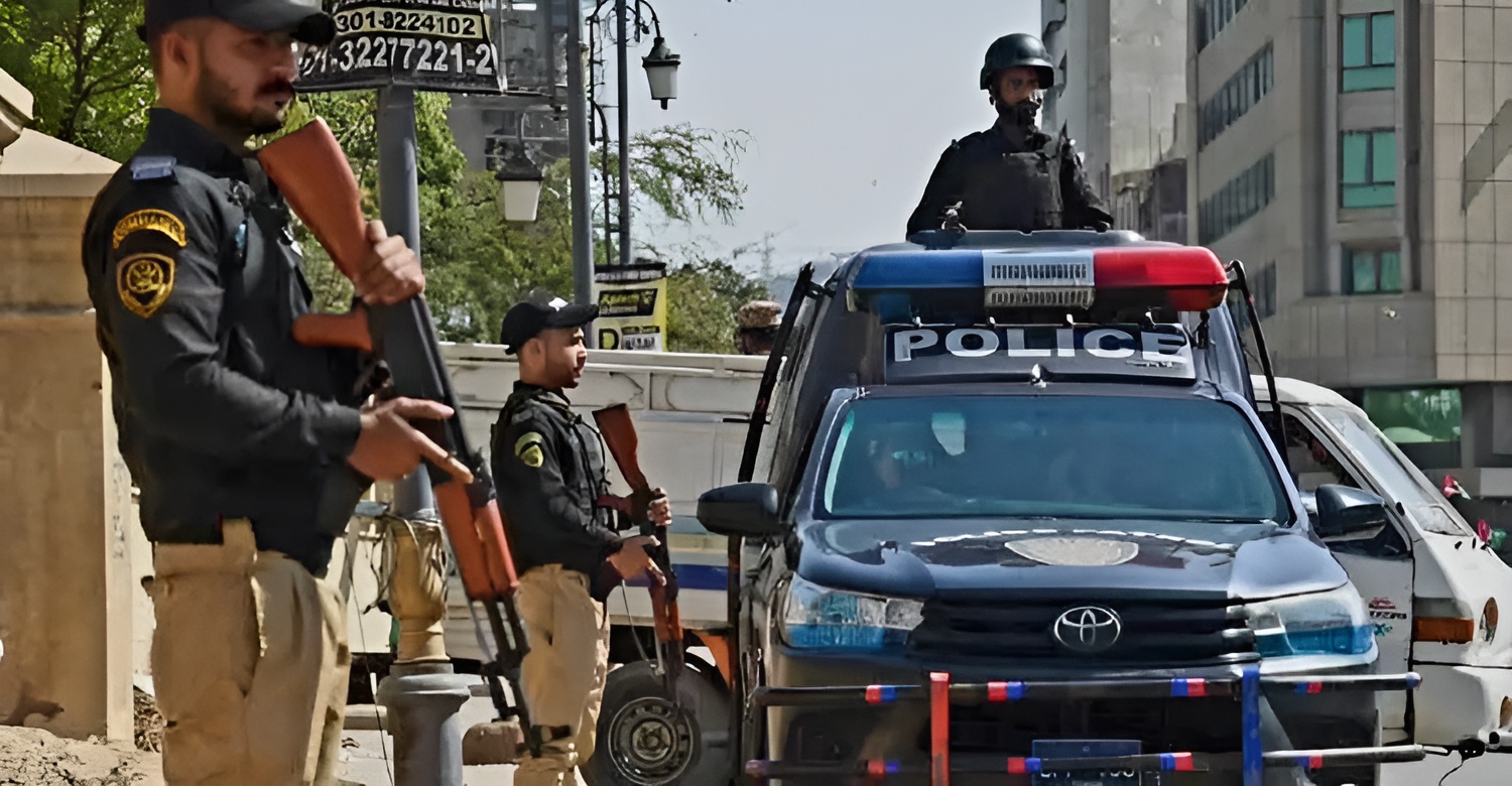 পাকিস্তানের পুলিশ প্রশিক্ষণ কেন্দ্রে  হামলা