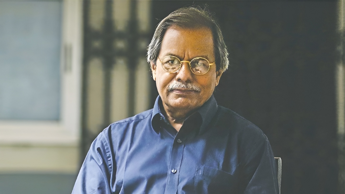 সৈয়দ মনজুরুল ইসলামের কফিনে শত মানুষের শ্রদ্ধা