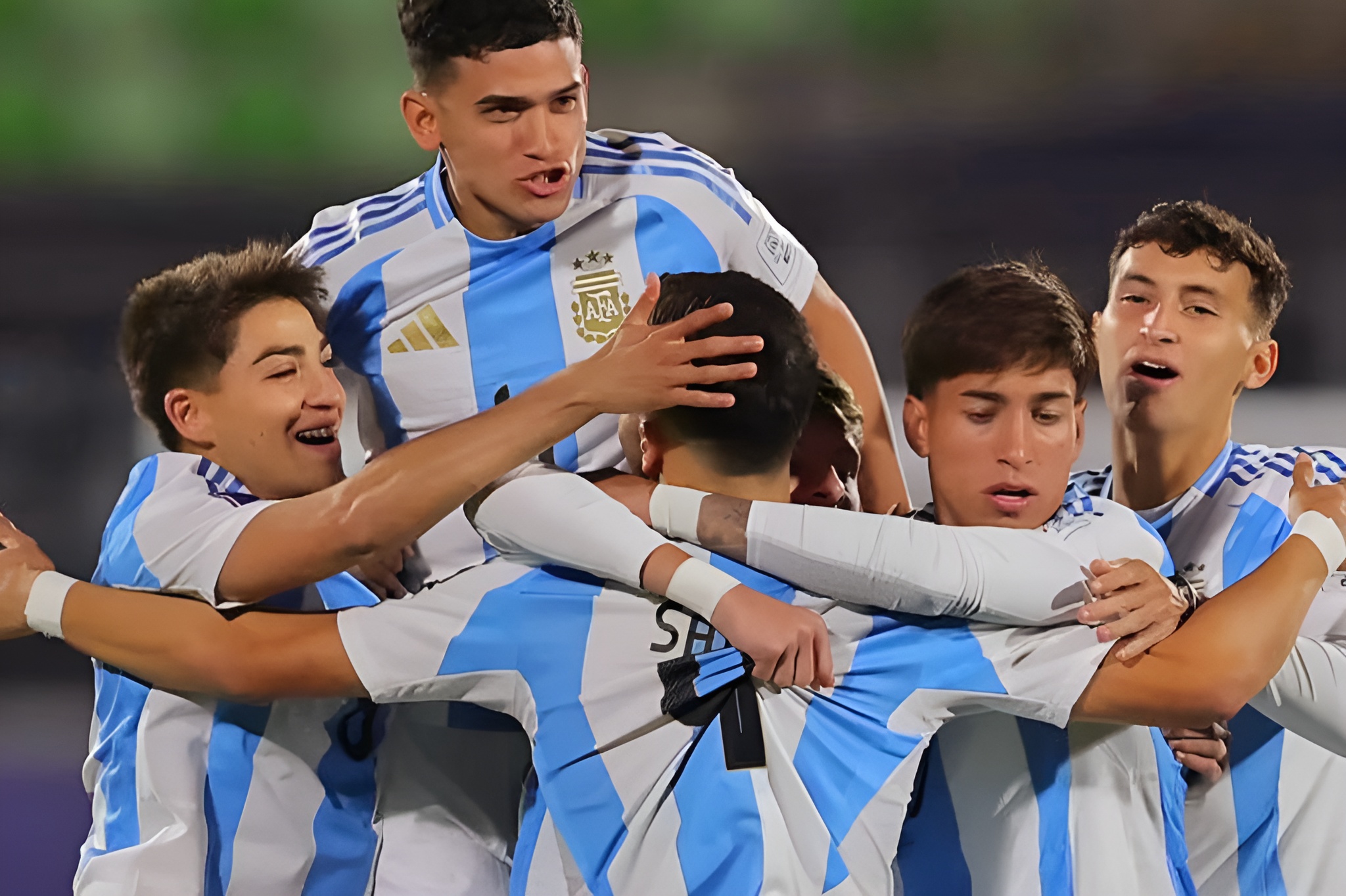 এবার সেমিফাইনালে যোগ দিল আর্জেন্টিনা