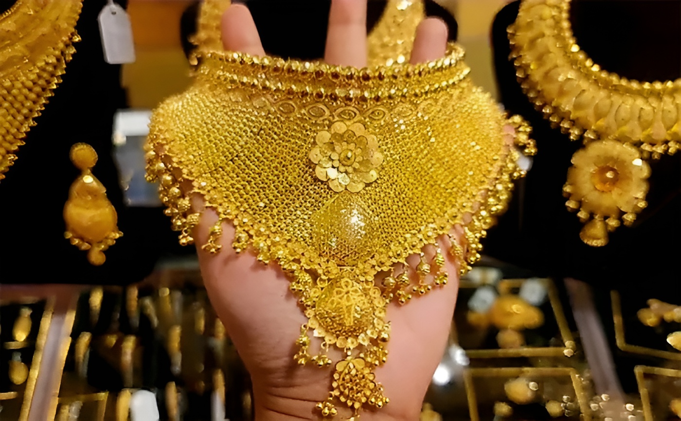 স্বর্ণের দাম ফের রেকর্ড গড়ল 