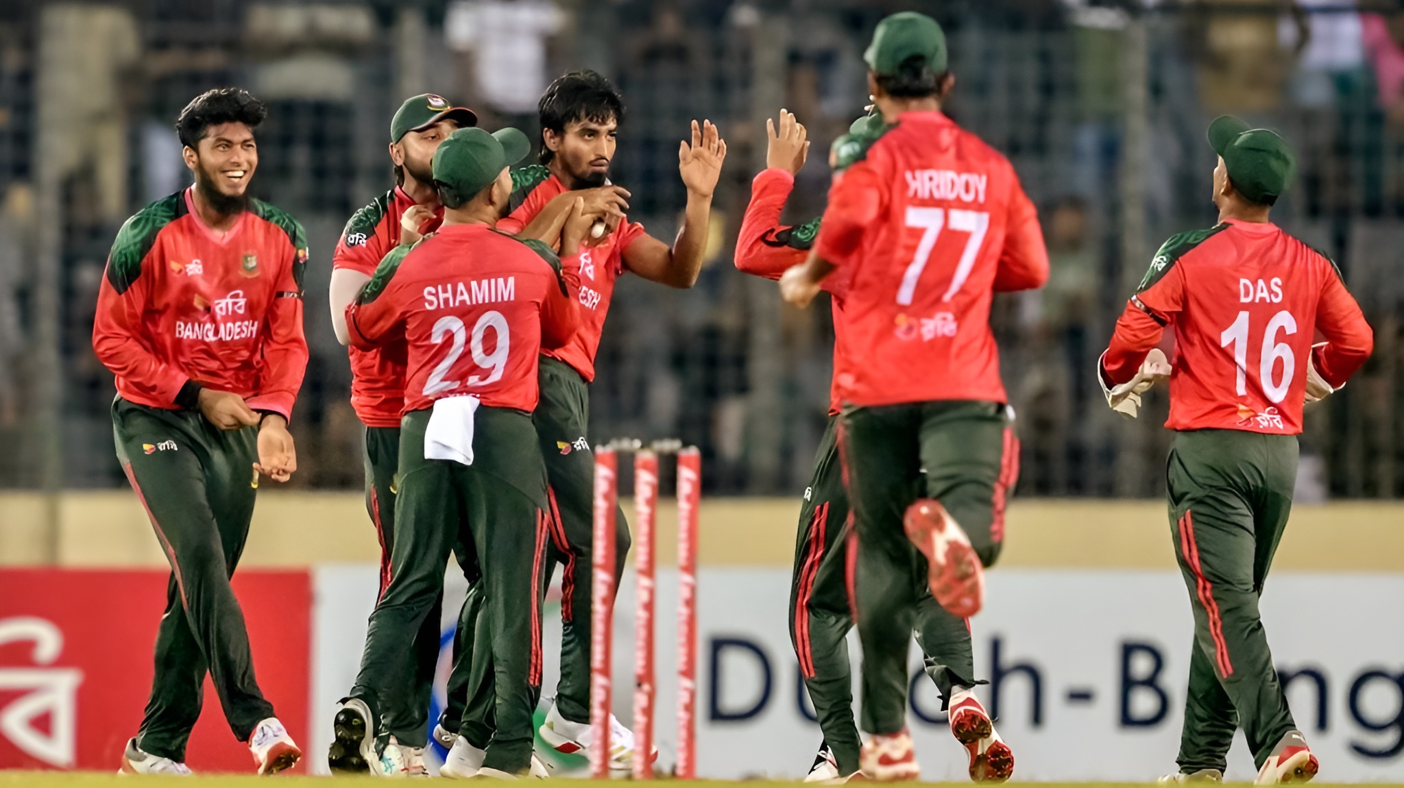 সিরিজ নিশ্চিত করার ম্যাচে ব্যাটিংয়ে বাংলাদেশ দল