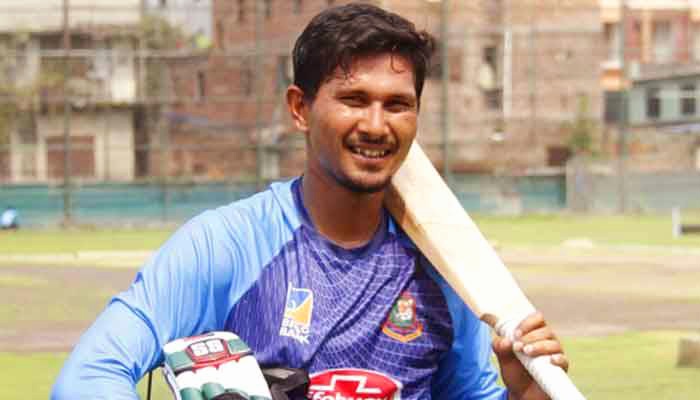 হঠাৎই মাঠে অসুস্থ হয়ে পড়লেন জাতীয় দলের ক্রিকেটার