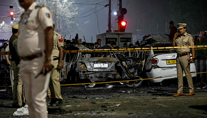 যুক্তরাষ্ট্র ও যুক্তরাজ্যের সতর্কতা জারি 