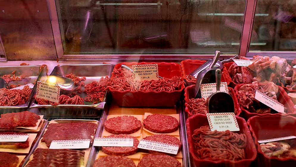 প্রায় ২ শতাধিক খাদ্যপণ্যের উপর হতে শুল্ক প্রত্যাহার করলো ট্রাম্প