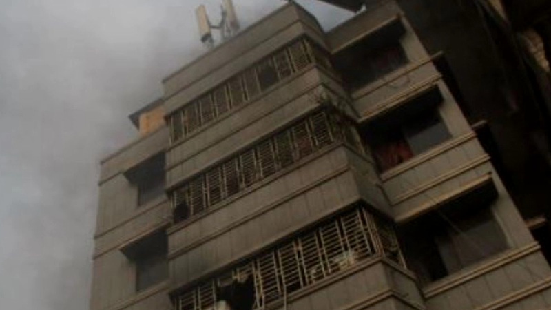 ভূমিকম্পে রাজধানীতে ৬ তলা ভবন হেলে পড়েছে