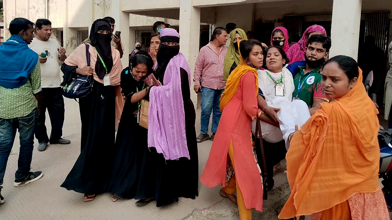 ভূমিকম্পে টঙ্গীতে দুই শতাধিক পোশাক শ্রমিক আহত