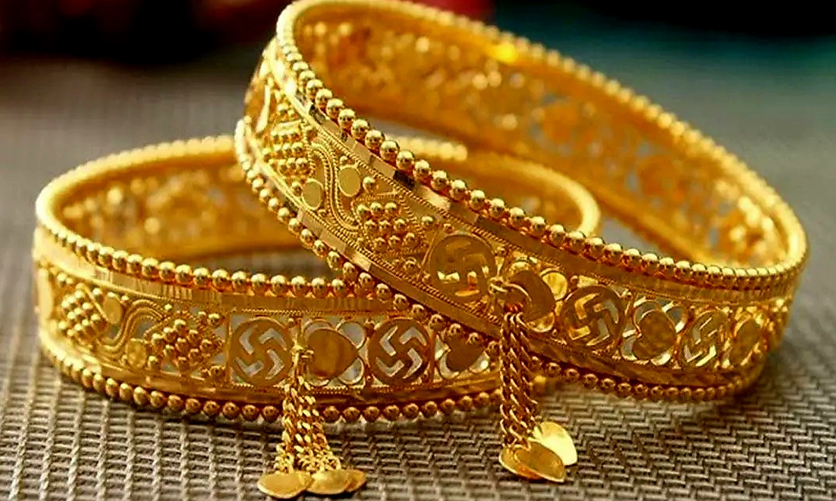 আজ দেশের বাজারে কত দরে বিক্রি হচ্ছে স্বর্ণ?
