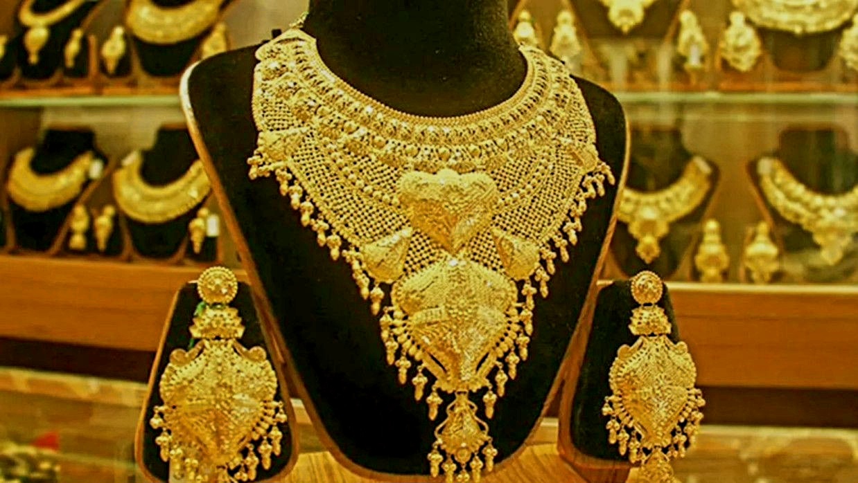 আজ কত দরে বিক্রি হচ্ছে স্বর্ণ