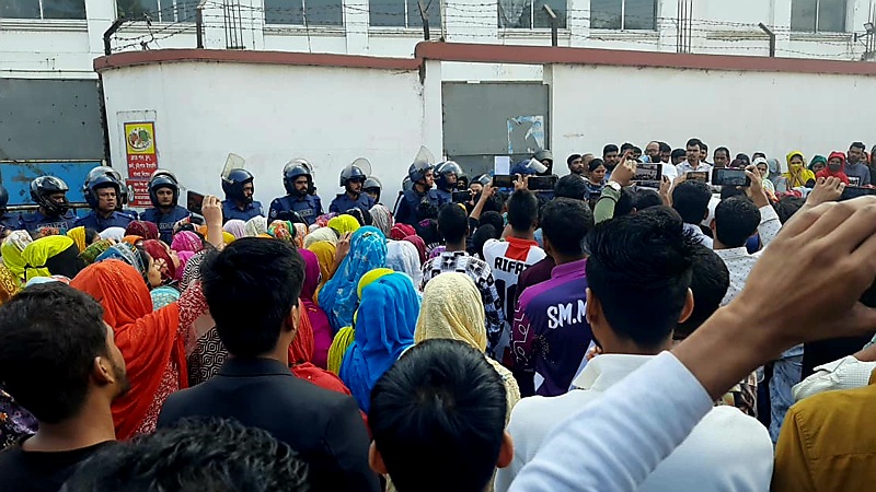 হানিওয়েল গার্মেন্টস অনির্দিষ্টকালের জন্য বন্ধ 