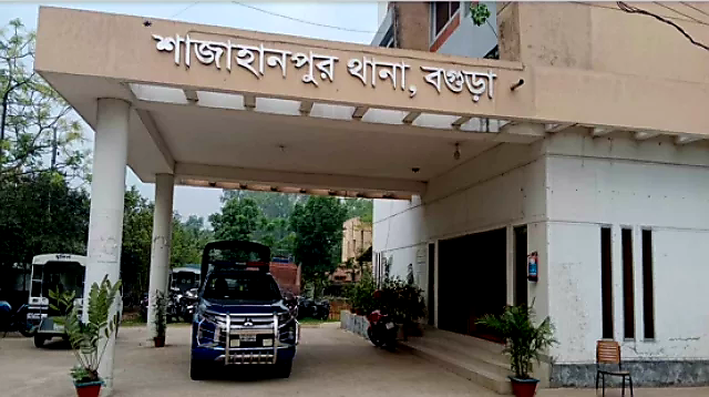 ছেলে-মেয়েকে হত্যার পরে মায়ের আত্মহত্যা