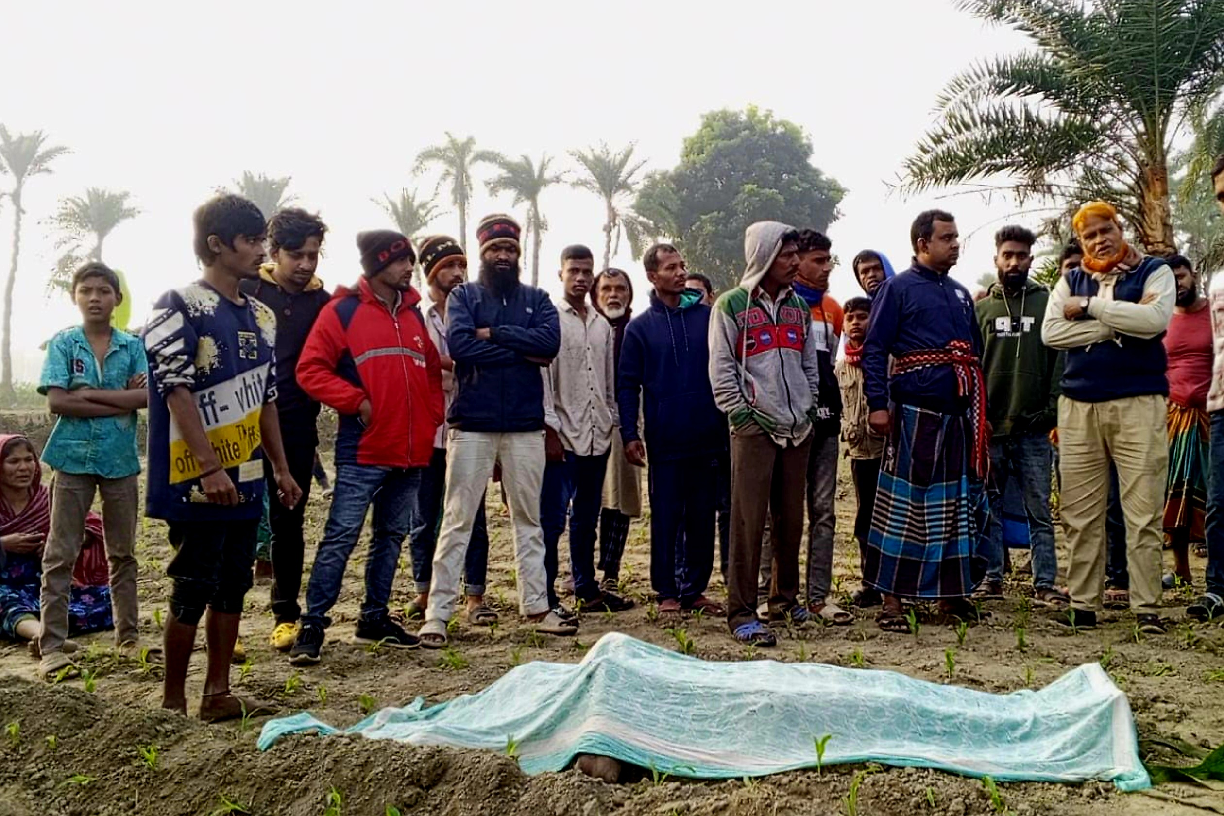 চুয়াডাঙ্গাতে এক যুবককে গলা কেটে হত্যা