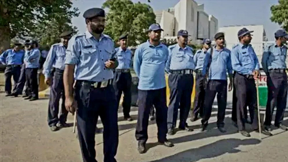 পাকিস্তানের দুইটি শহরে ১৪৪ ধারা আরোপ 