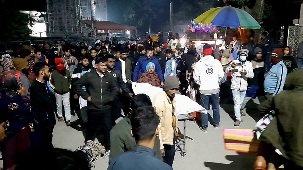 ঝিনাইদহে মোটরসাইকেল হতে ছিটকে এক জনের মৃত্যু