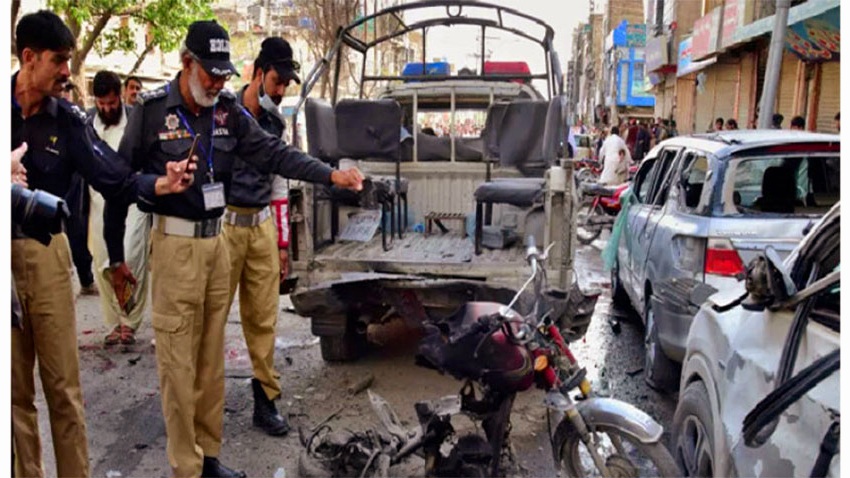 পাকিস্তানে একটি পুলিশের গাড়িতে হামলা, নিহত ৫ 