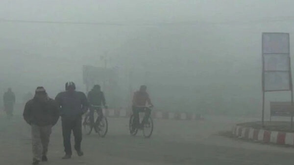 ধীরে ধীরে সারাদেশে বৃদ্ধি পাচ্ছে শীতের দাপট