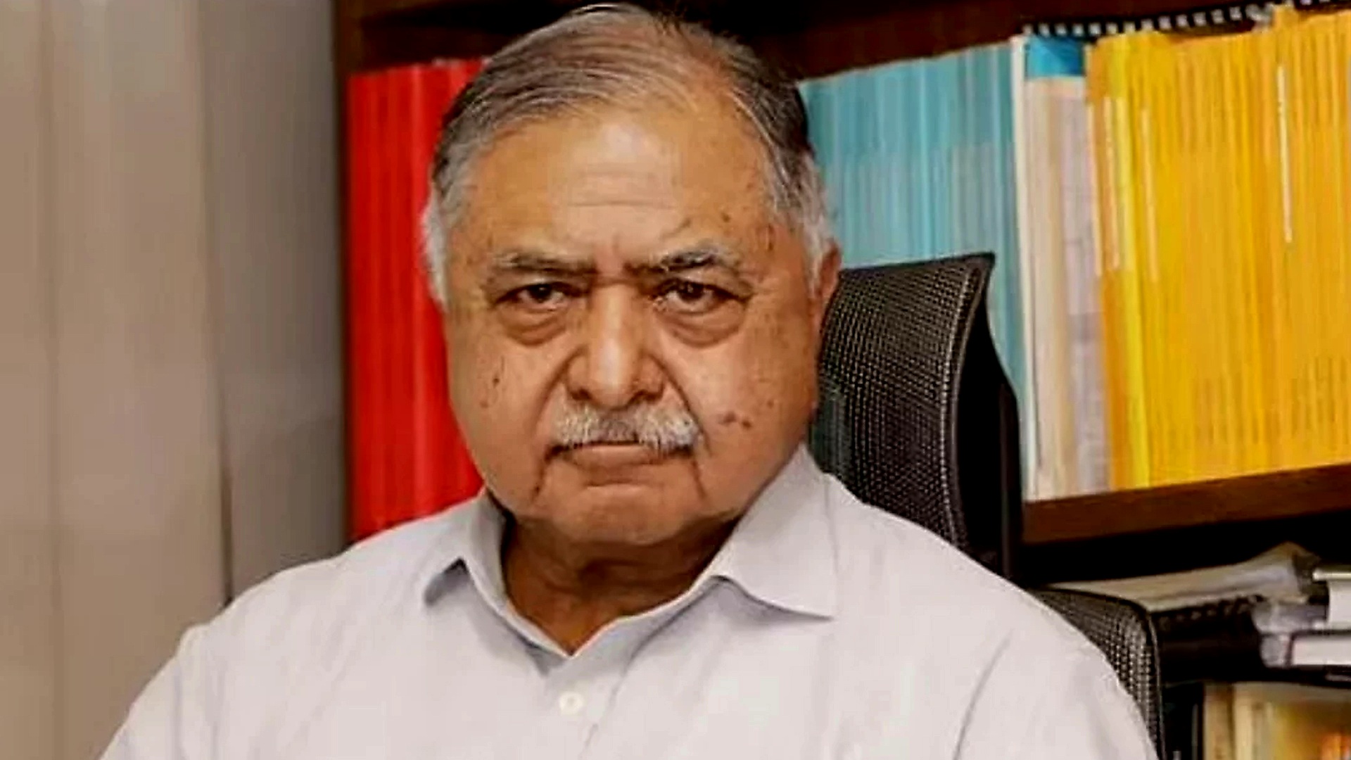 ড. কামাল হোসেন গুরুতর অসুস্থ 