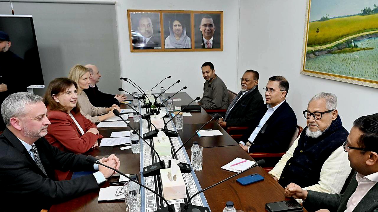 তারেক রহমানের সাথে ইইউ প্রতিনিধি দলের বৈঠক