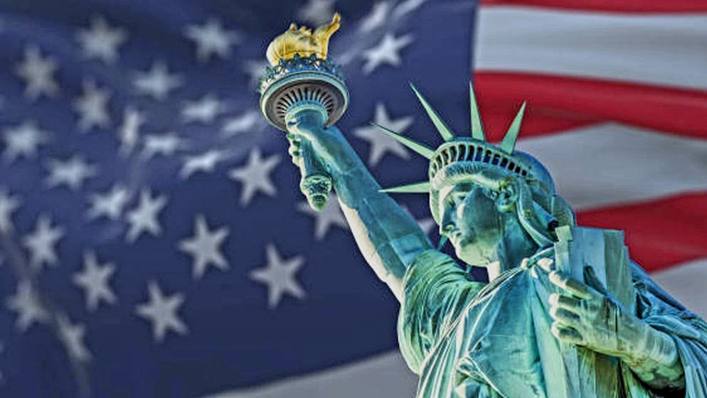 নির্ধারিত ৩টি এয়ারপোর্ট দিয়ে যুক্তরাষ্ট্রে প্রবেশ করবে বাংলাদেশি যাত্রীরা