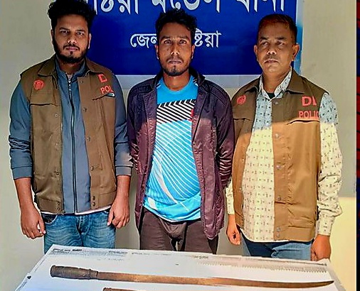 কুষ্টিয়াতে বিদেশি পিস্তল-গুলিসহ একজন আটক