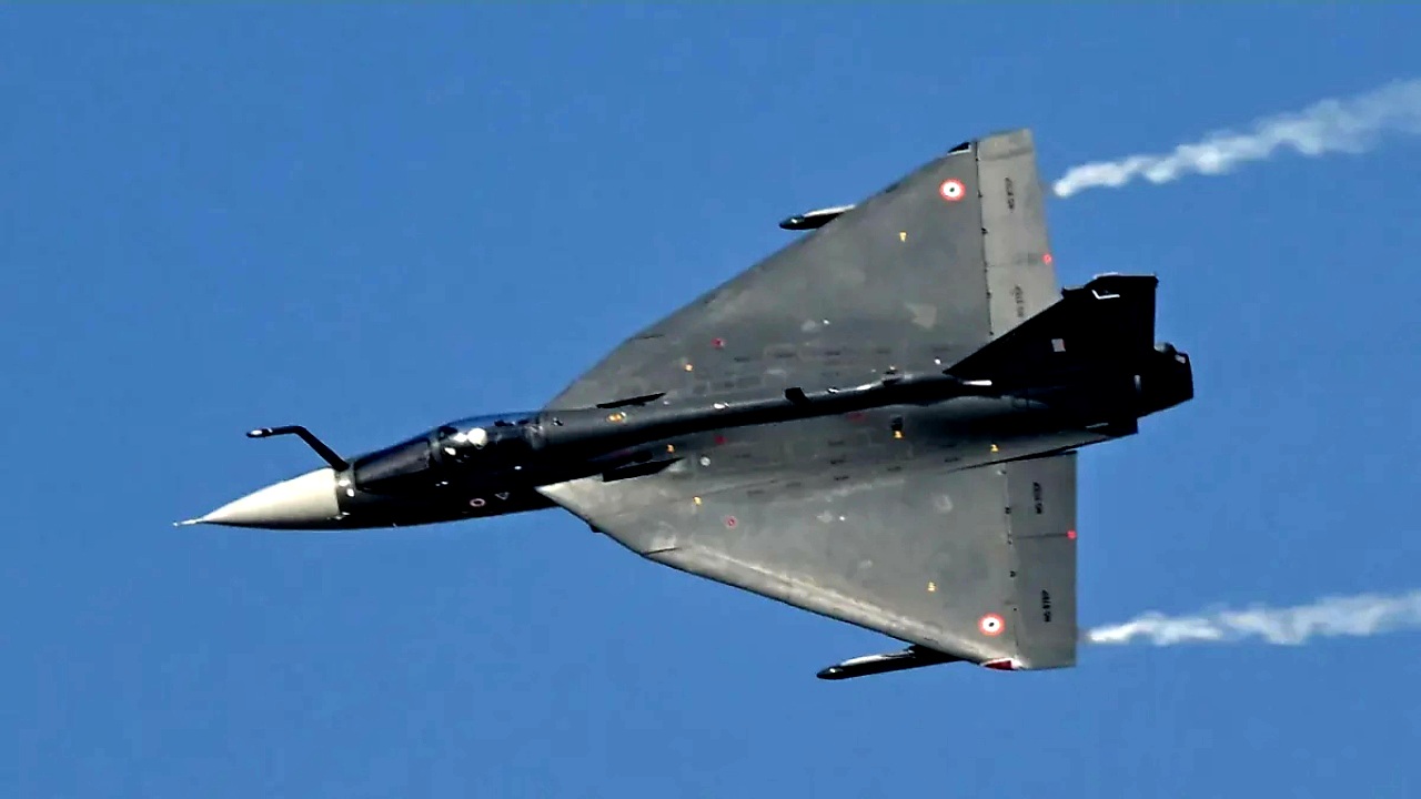 ফের বিধ্বস্ত হলো ভারতের যুদ্ধবিমান তেজাস