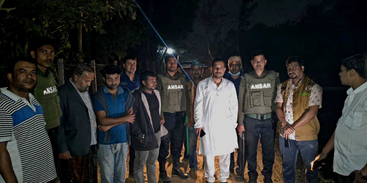 অবৈধভাবে মাটি কাটাতে জরিমানা