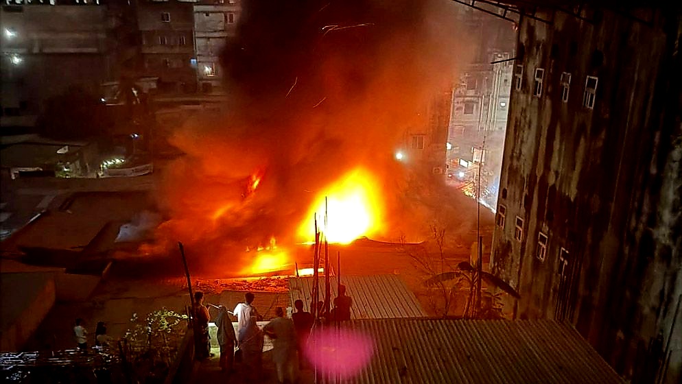টঙ্গী একটি মার্কেটে আগুন