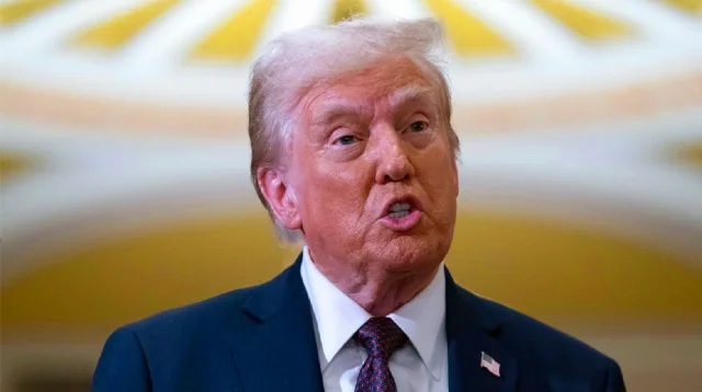 ইরানে স্থলসেনা পাঠাবে কিনা জানিয়েছেন ট্রাম্প