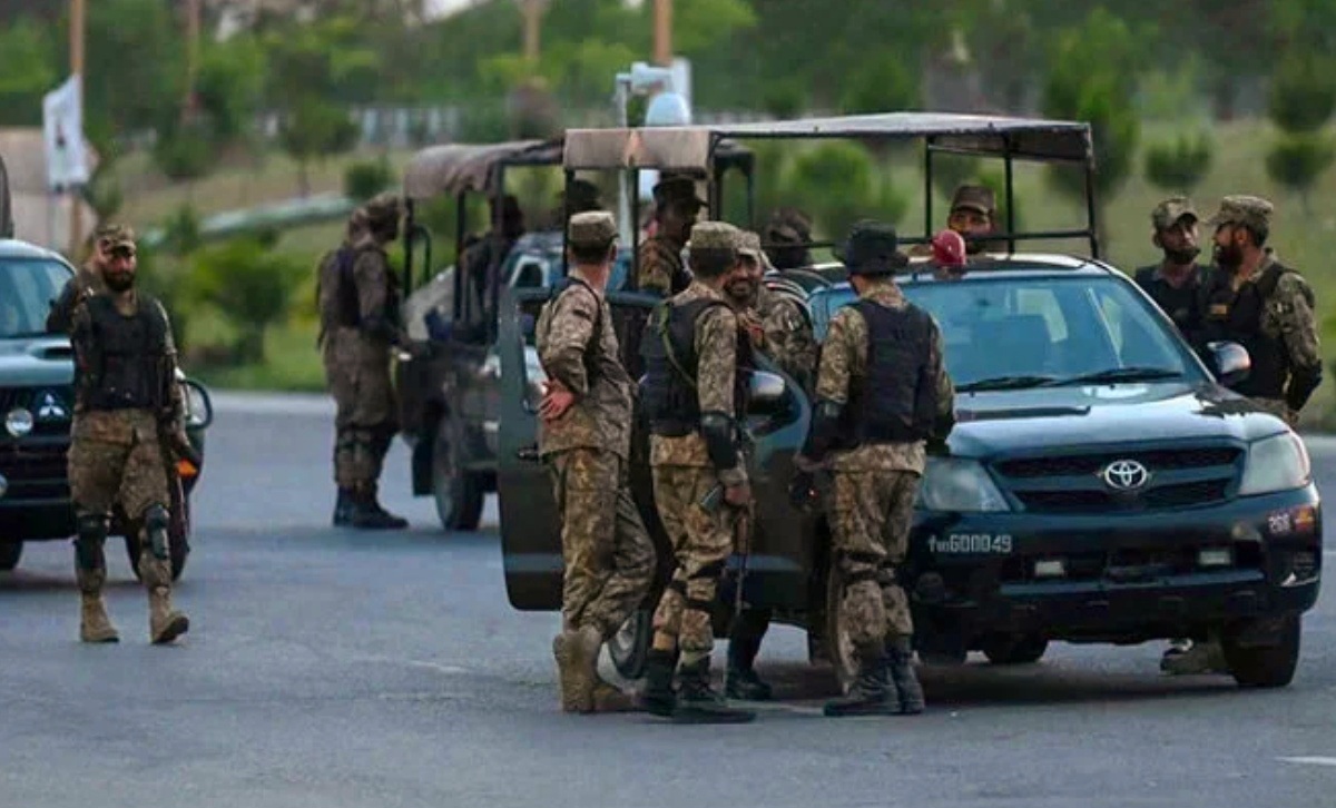 সেনা অভিযানে ভারতীয় সমর্থিত ৮জন সন্ত্রাসী নিহত