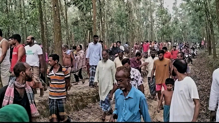 গাজীপুরে ৩ জনকে পিটিয়ে হত্যা