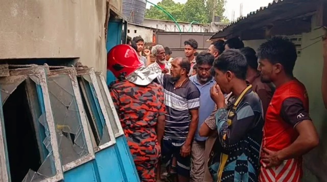 নারায়ণগঞ্জে গ্যাস বিস্ফোরণ