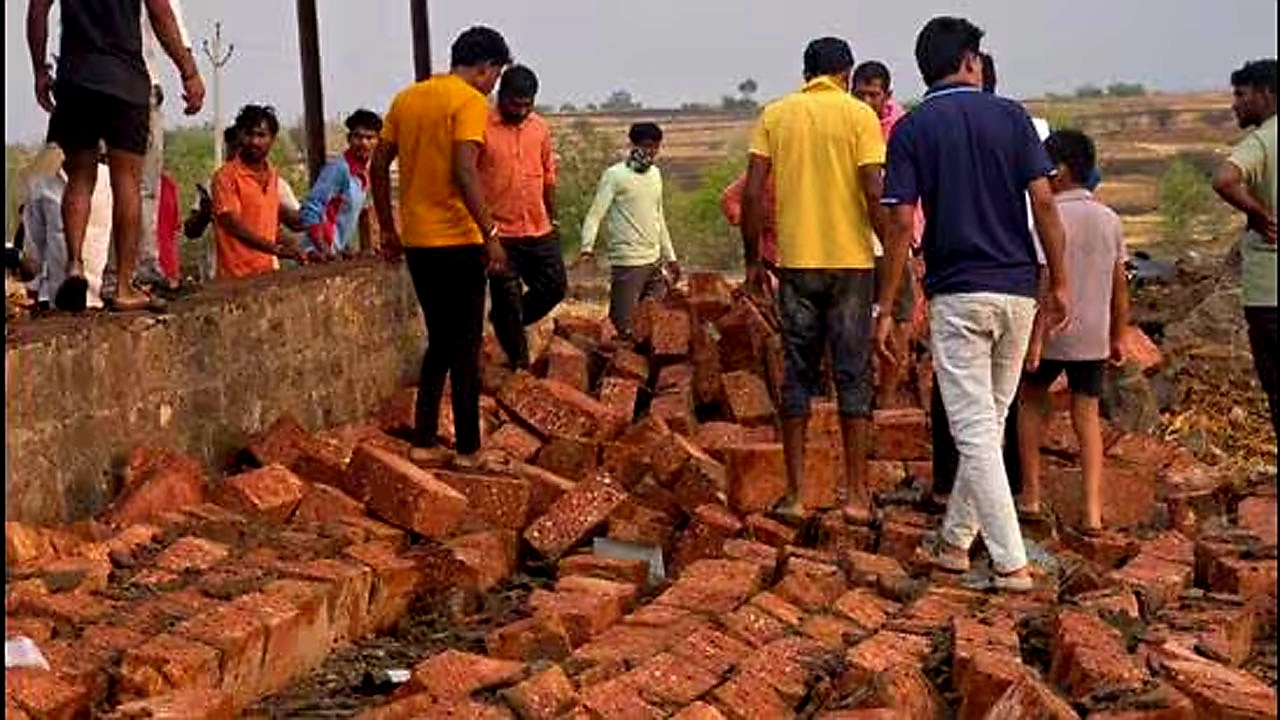 ভারতে মন্দিরের দেয়ালধস
